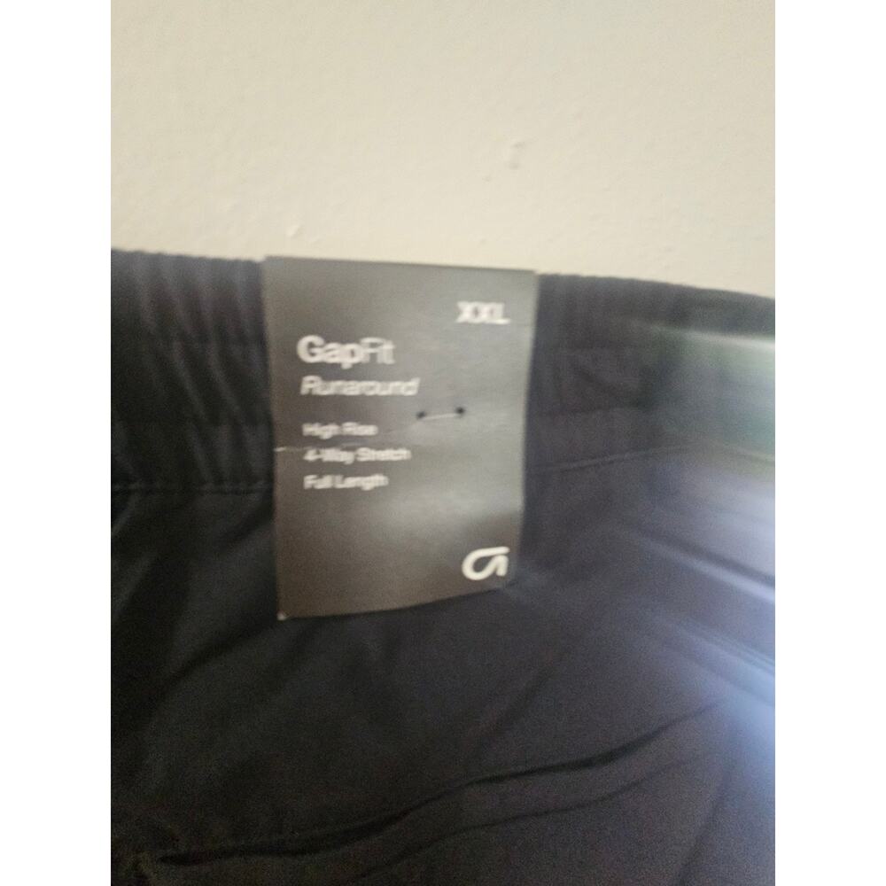 NWT GapFit Runaround Black High Rise 4-Way Stretch Pants Women’s XXL - Picture 5 of 7